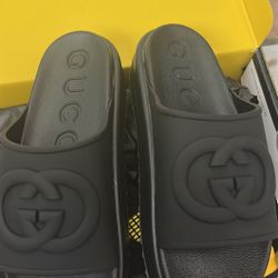 Gucci Slides Black 