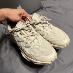 Adidas cream Ozweego’s