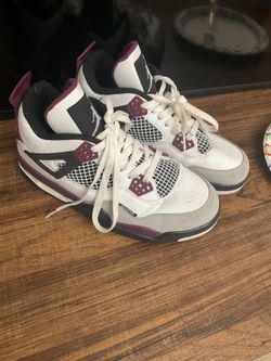 Paris saint Germain Jordan 4’s