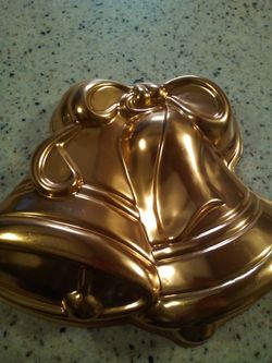 Vintage copper bells jello mold/6 cup capacity/12x10 inches/ hanging wall decoration or use for jello