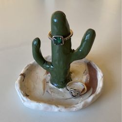 Cactus Ring Holder 