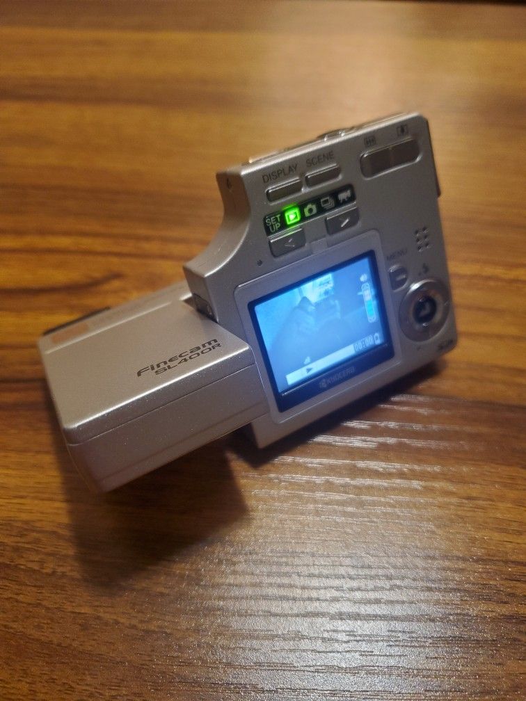 Kyocera Finecam SL400R, RetroDigital Camera, 4.0MP, Digital Camera 3x Zoom Lens