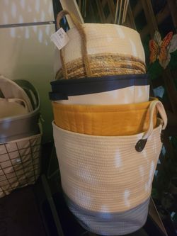 Decor Baskets And Totes W LIDS