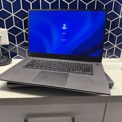 Dell Precision 5530 Xeon e-2176M 16GB Ram