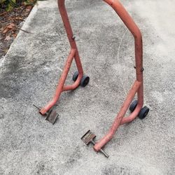 MOTORCYCLE REAR STAND FREE HOMESTEAD
