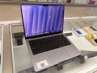 MacBook Pro m2 pro 16gb ram 512gb ssd