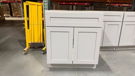 30" bathroom cabinet