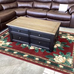 Tyler Creek 3pc Coffee Table Set