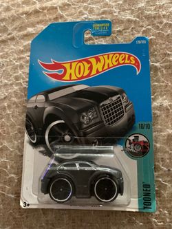Hot wheels 10/10 Chrysler 300
