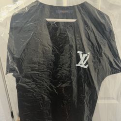 LV t shirt