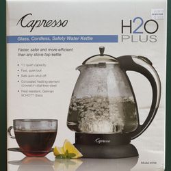 Capresso H2O Plus Matte Silver 1.5 Quart Water Kettle