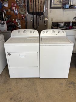 Set whirlpool washer machine and gas dryer works good  we deliver