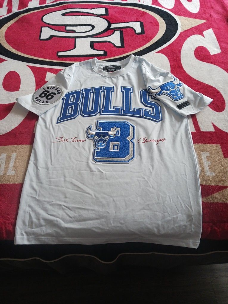 Small Pro 6x Champs Bulls Shirt