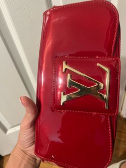 Red Sobe LV clutch