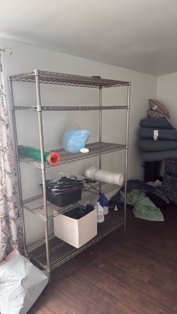 Metal storage rack