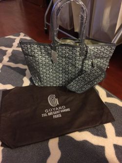 Goyard tote