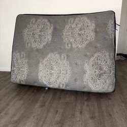 Free Queen Size Mattress 