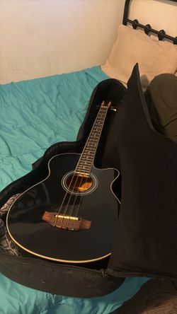 Carlo Robelli BG70 Acoustic-Electric Bass Guitar