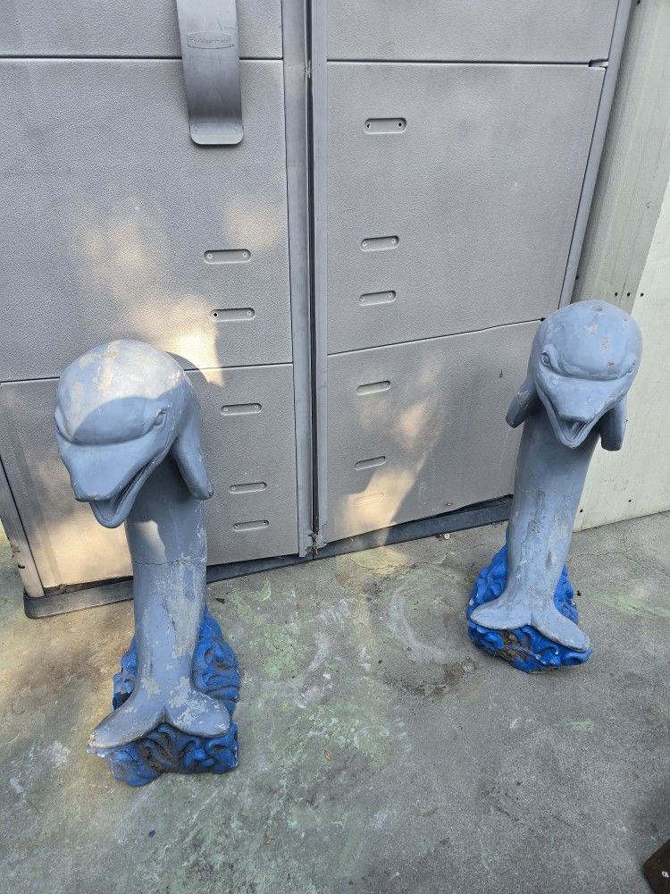 Dolphin Fountain Statues