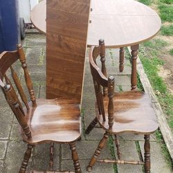 TABLE AND 3  CHAIRS, 2 LEAVES