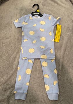 (2) Carters child of mine 2 piece pjs (3T)
