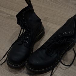 Dr. martens