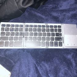 Bluuetooth/usb Foldable Keyboard