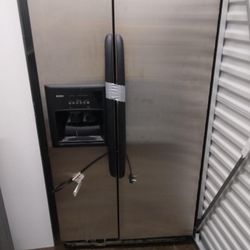 Hurry Hurry Now Double Door  Refrigerator With The Stove As A Set !