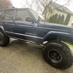 2000 Jeep Cherokee