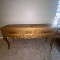 Wooden Side Board/Console Table With Storage