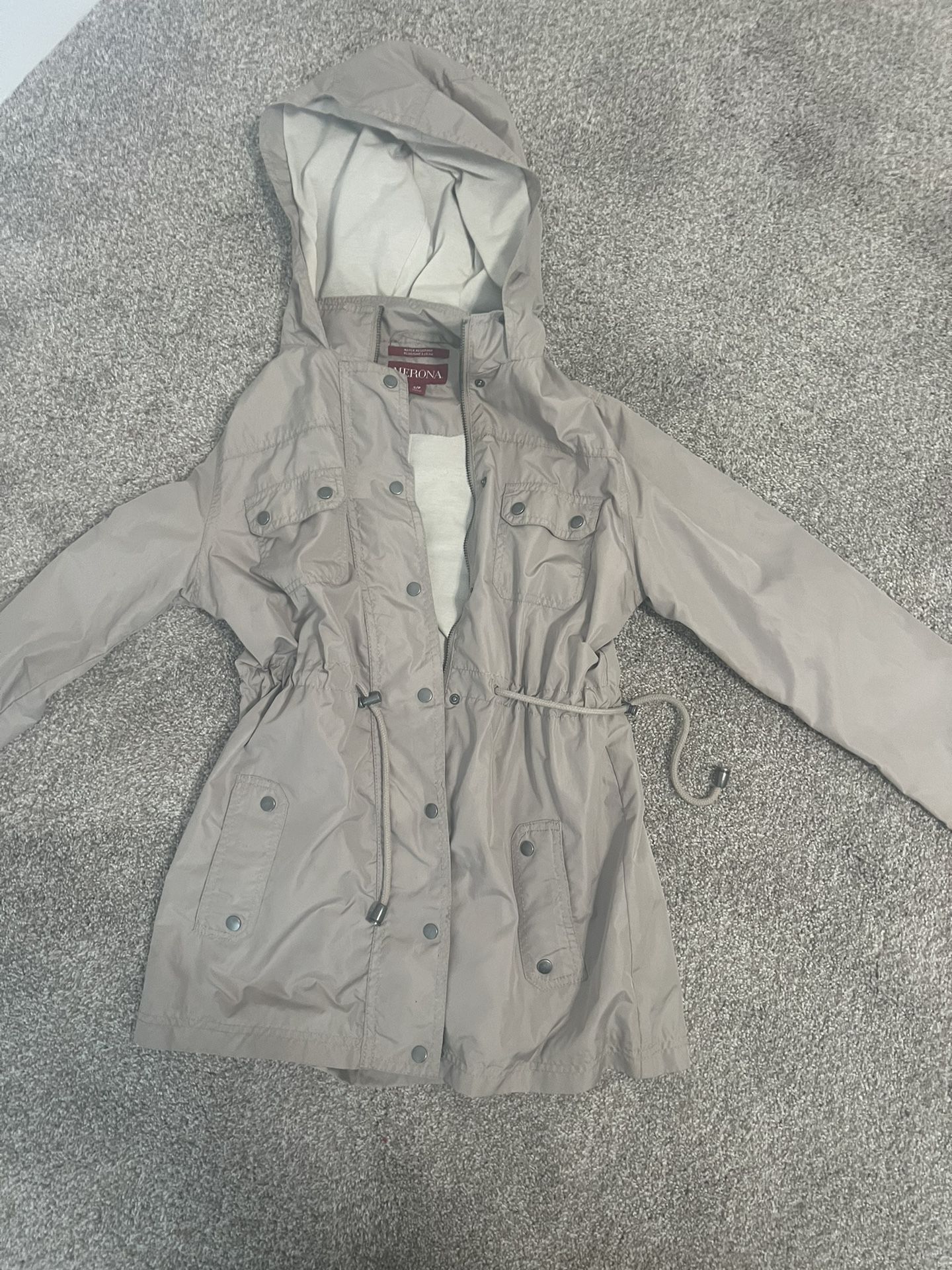 Women’s Rain Jacket (small)
