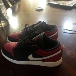 Dark red & black nike dunks
