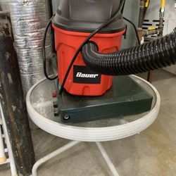 Bauer 3 Gallon Shop Vac 