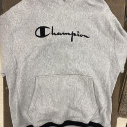 Grey champion hoodie M