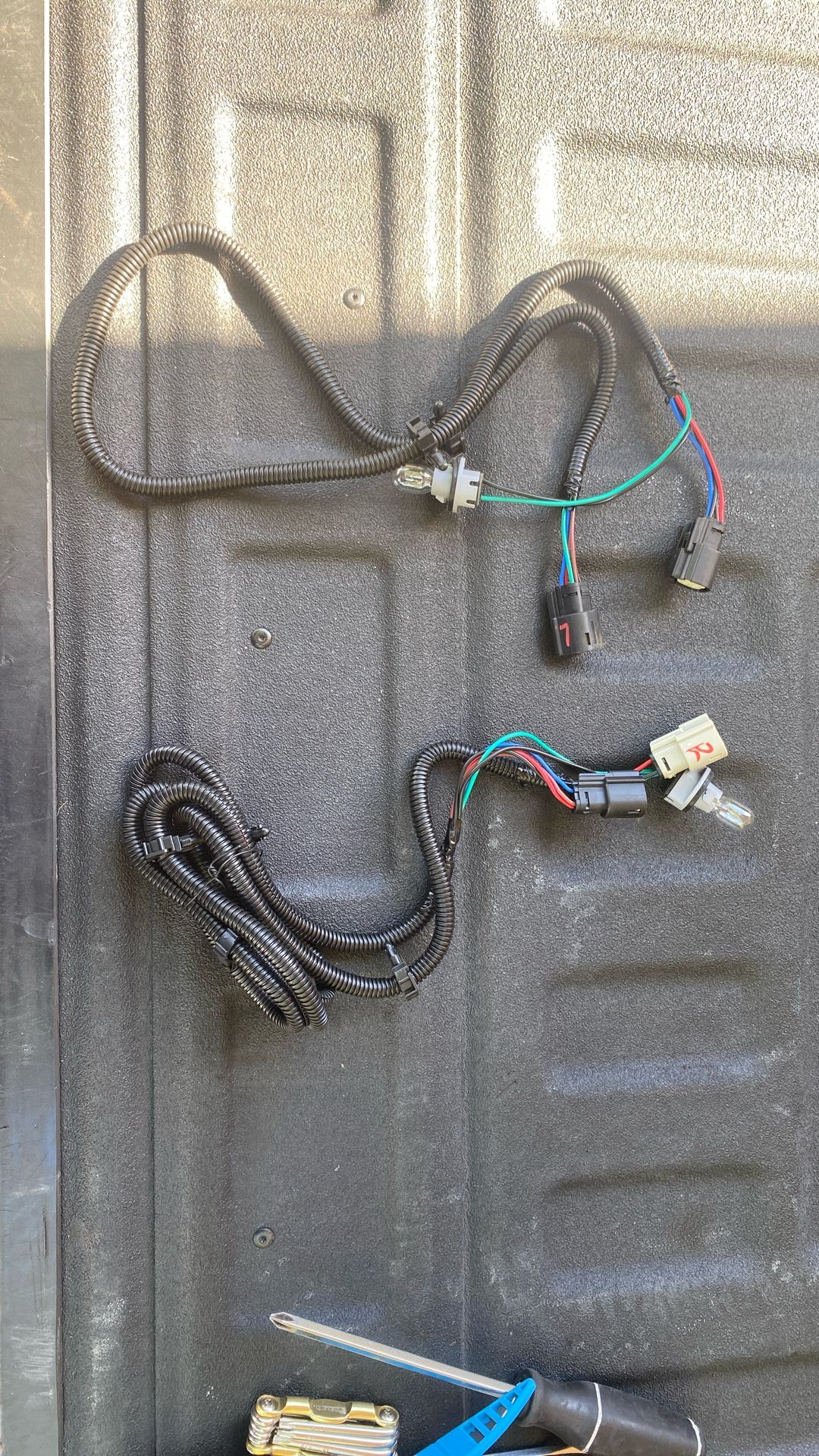 2016 Through 18 Gmc Sierra 1500 Tail Light /brake Lights Harness