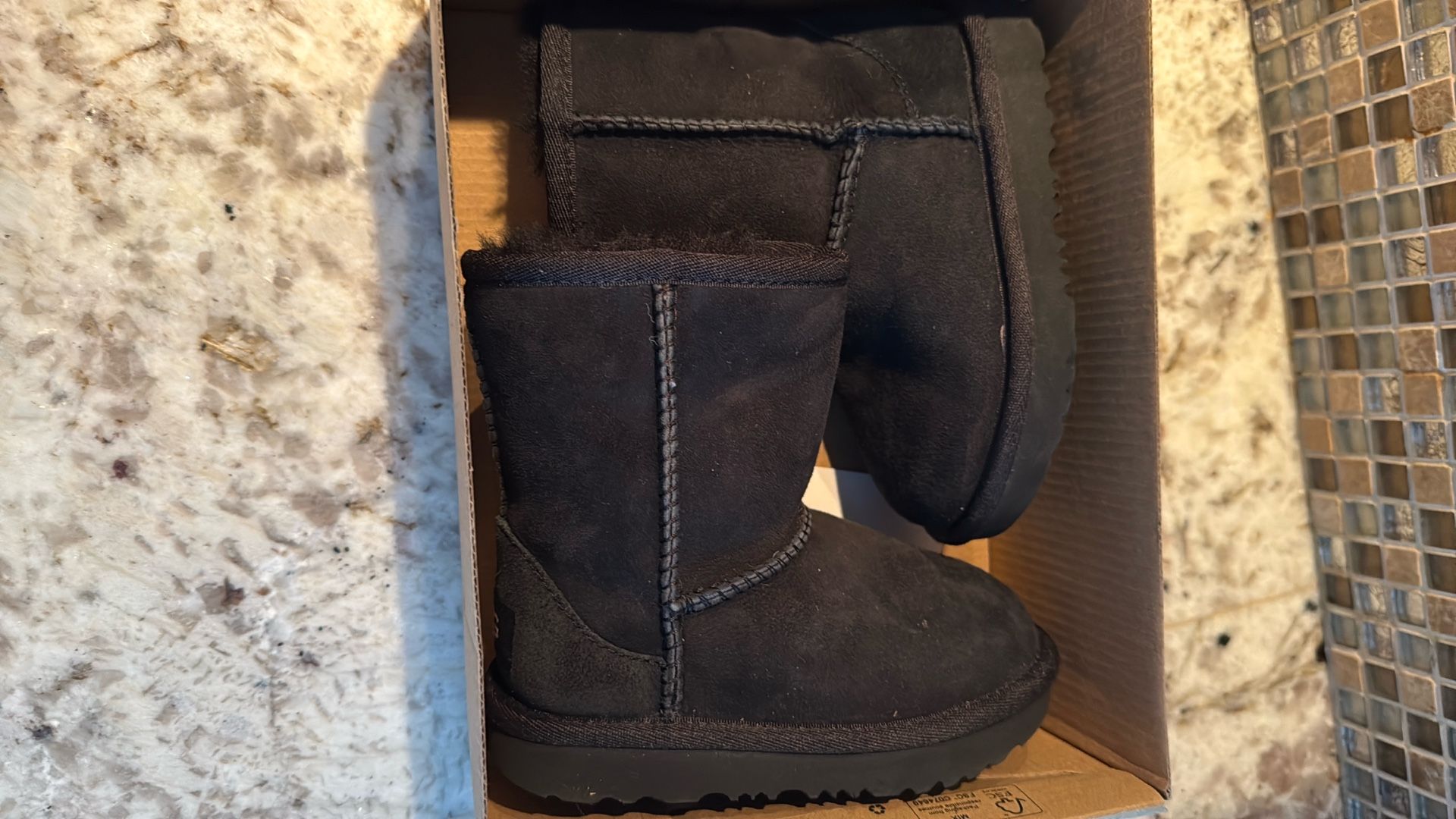 Ugg Boots size 8 Toddler
