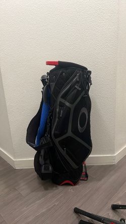 Oakley golf bag