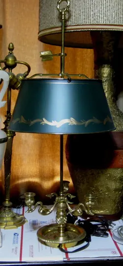 Vintage Chapman Empire Bouillotte Tole Lamp