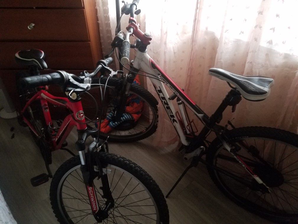 Trek 3700 26×2 Mountain Bike 100$OBO