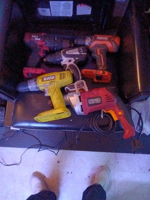 Drills /Nail Guns