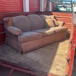 Cama Sofá  FEEE Mucha Miselanis También