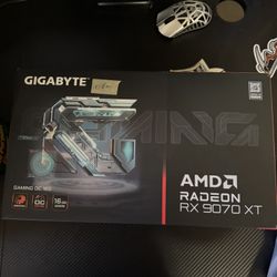 Amd Radeon Gigabyte Rx 9070 XT Graphics Card