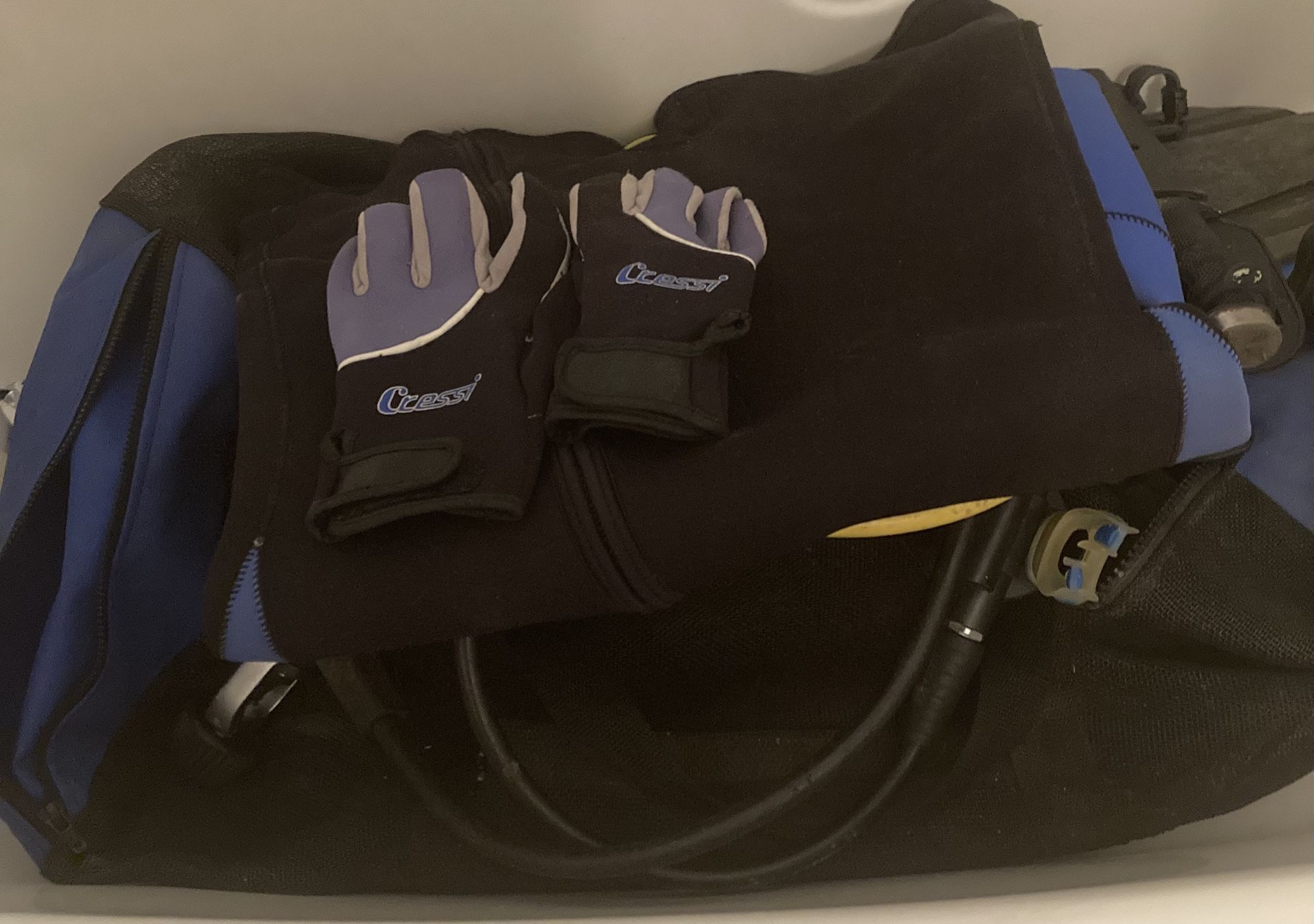 Scuba Divers Equipment And Gear Package