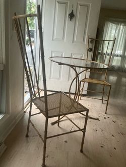 Table with chairs