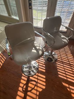 High Chair/ Bar Seats