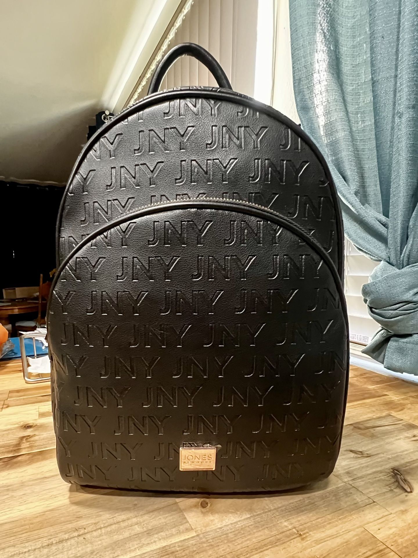 JONES NEW YORK-DAISY BACKPACK PURSE