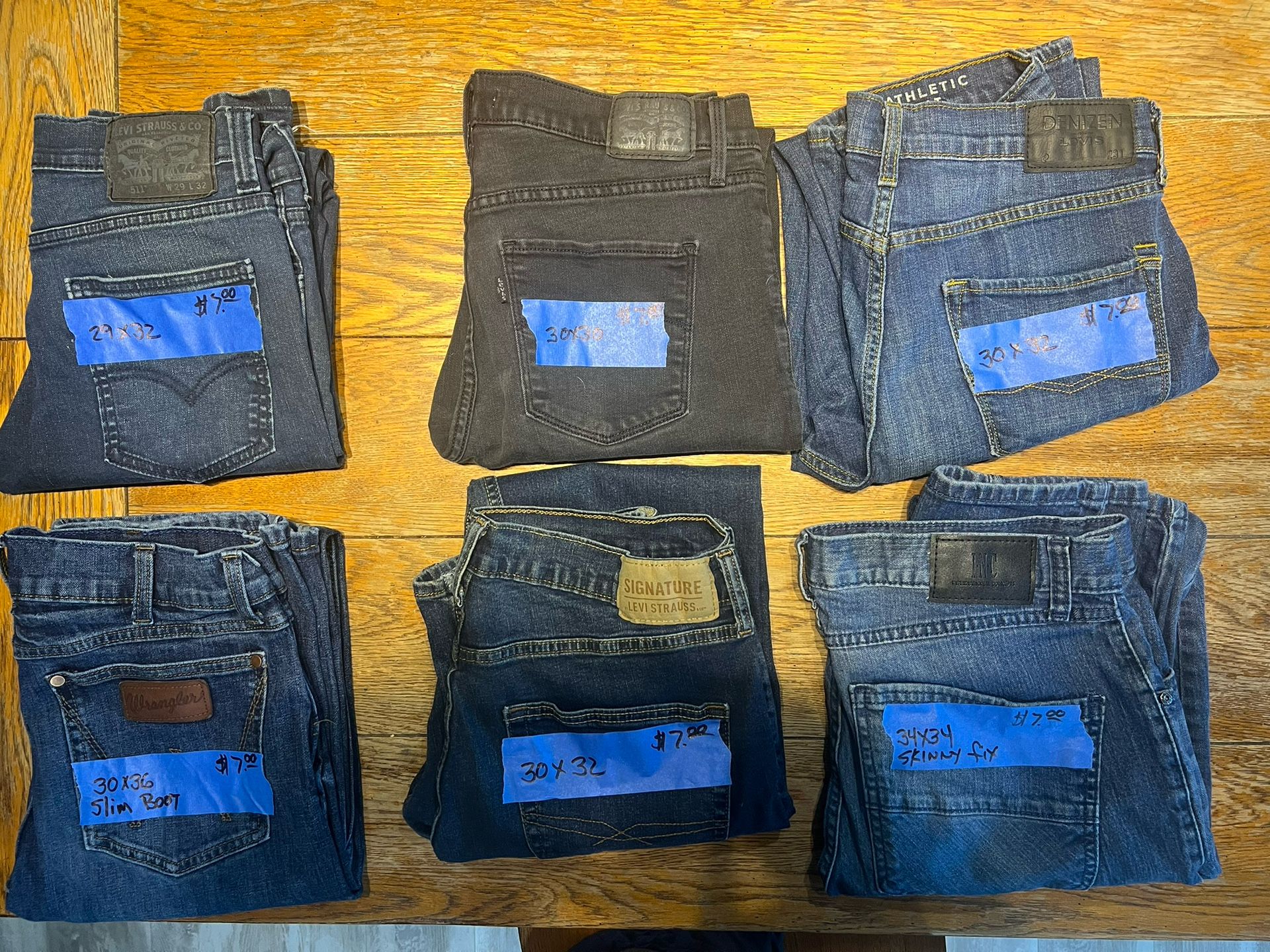 Various denim jeans