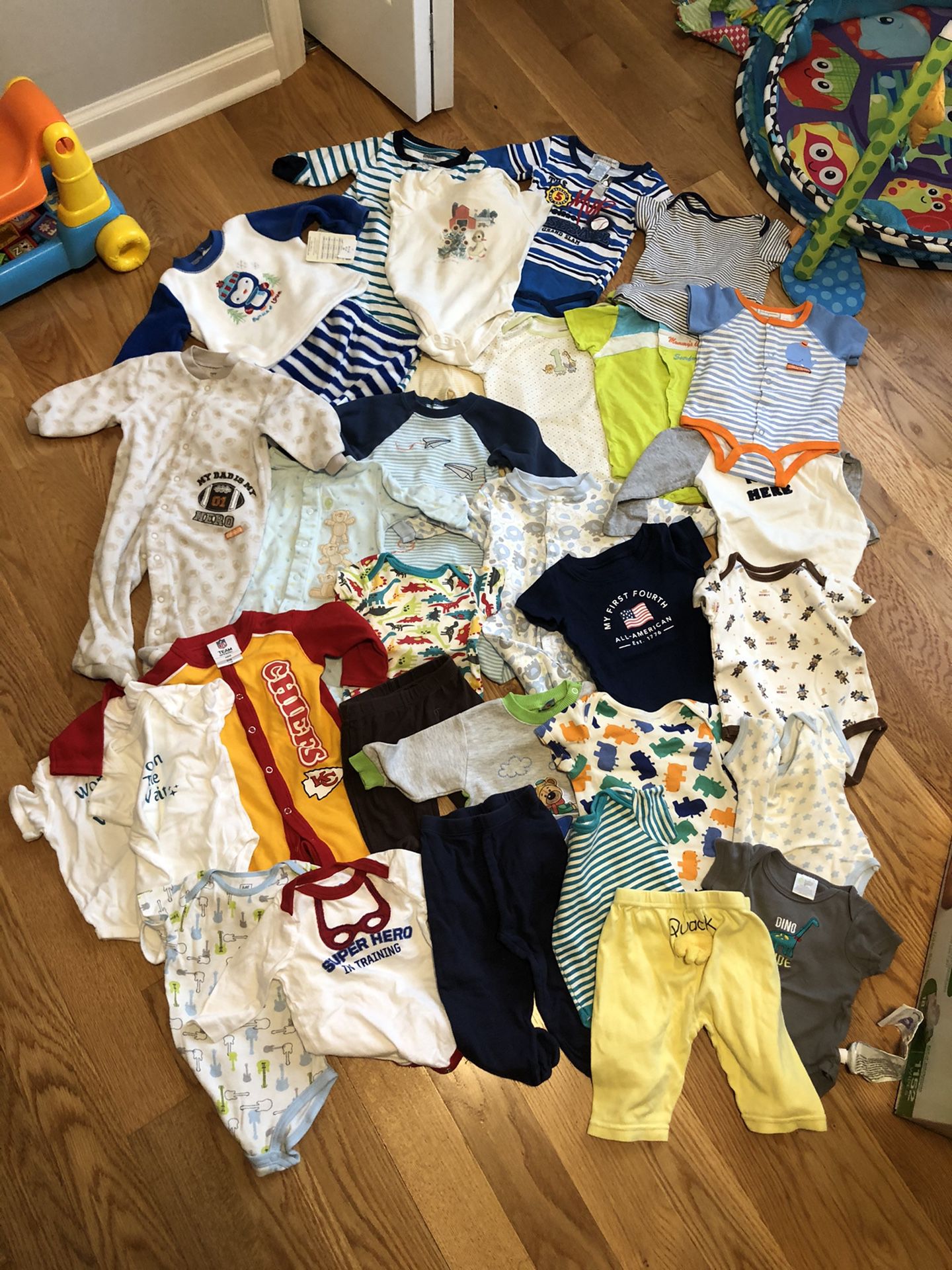 Baby boy clothes. Some with tag. Size NB-12m