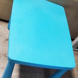 Mesa Infantil Con 3 Sillas