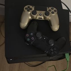 PS4 two controllers